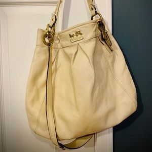 Coach hobo satchel (large)
